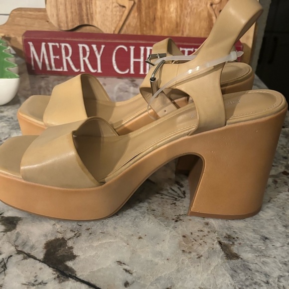 Nine West Womens Openit Platform Sandal New Without Tags - Picture 4 of 6